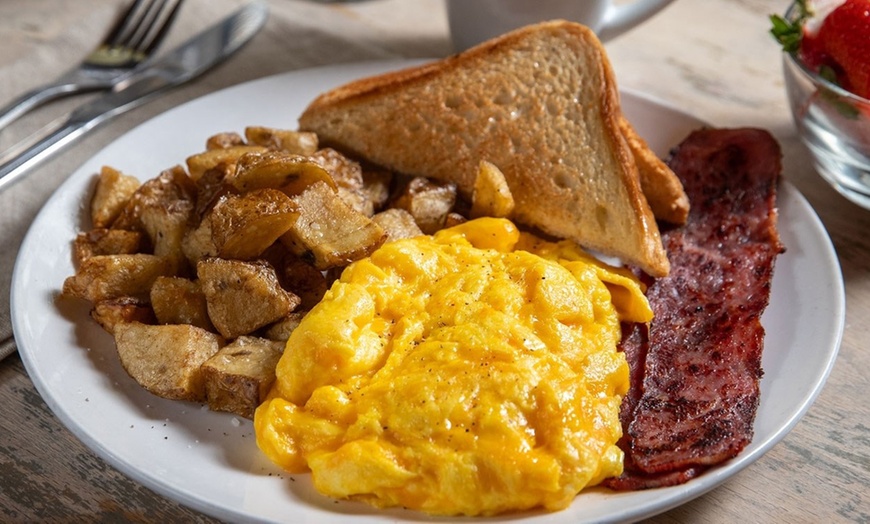 Image 7: Farm-Fresh Dining Experience with Dinner, Breakfast, or Credit