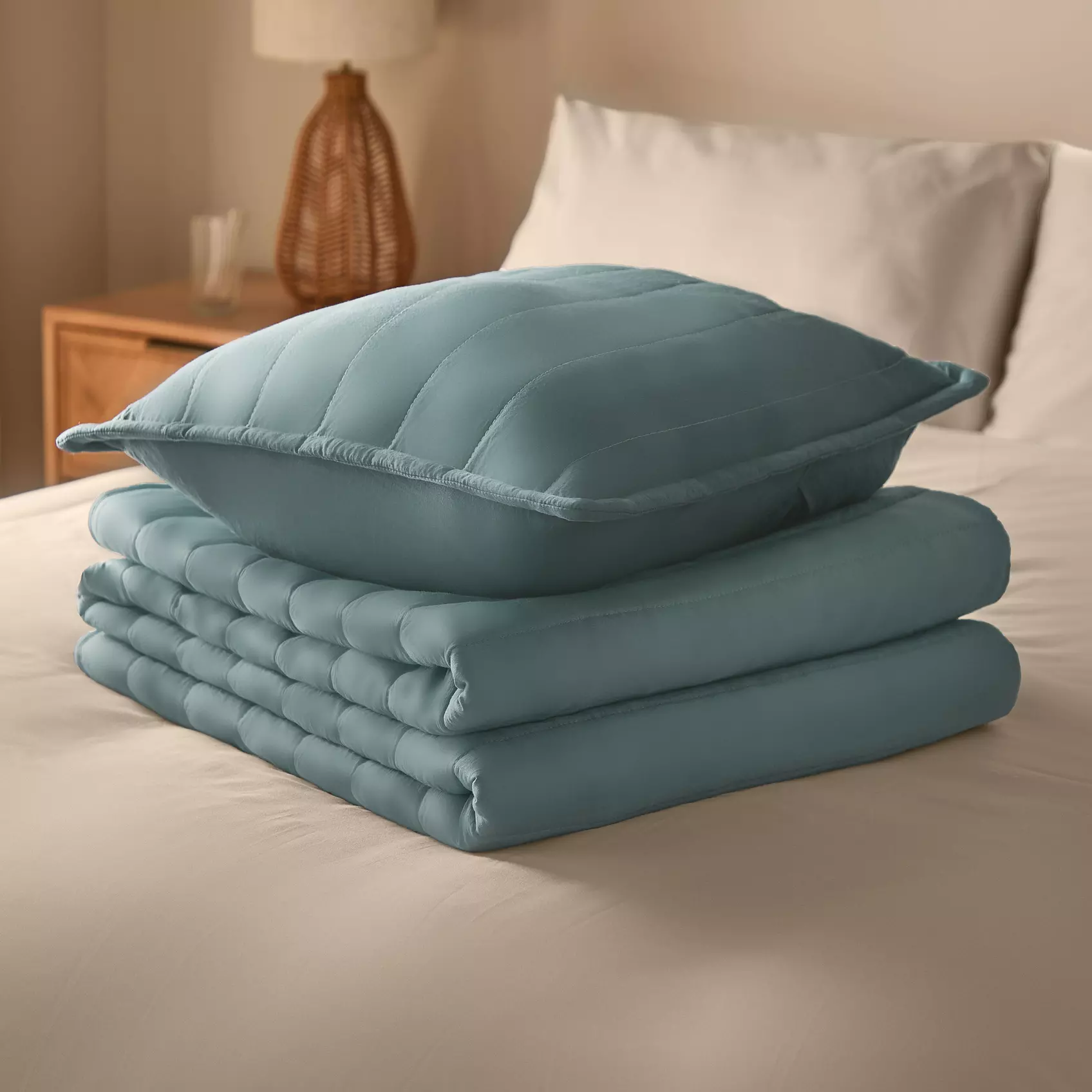 Silentnight Supersoft Quilted Bedspread or Cushions