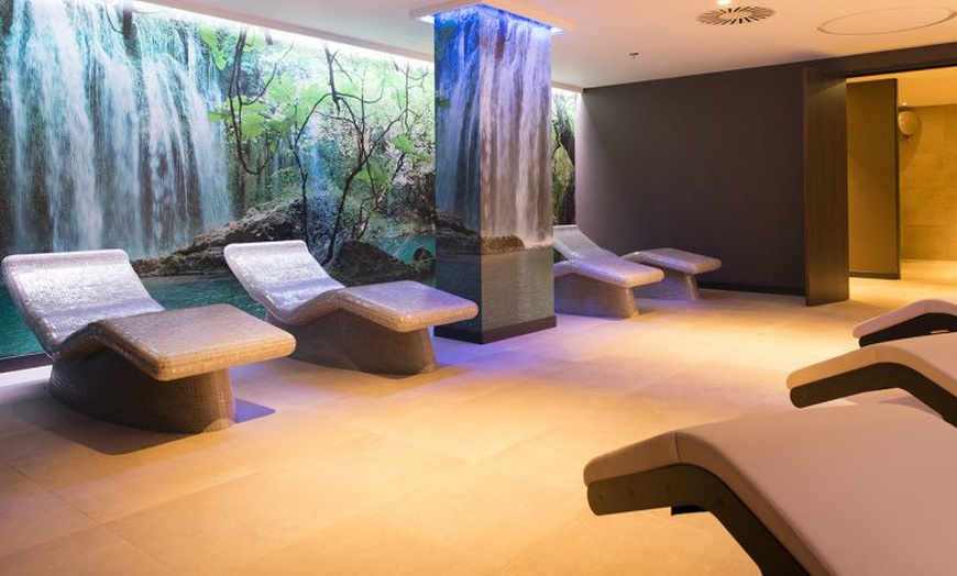 Image 7: Spa-arrangement in Amsterdam