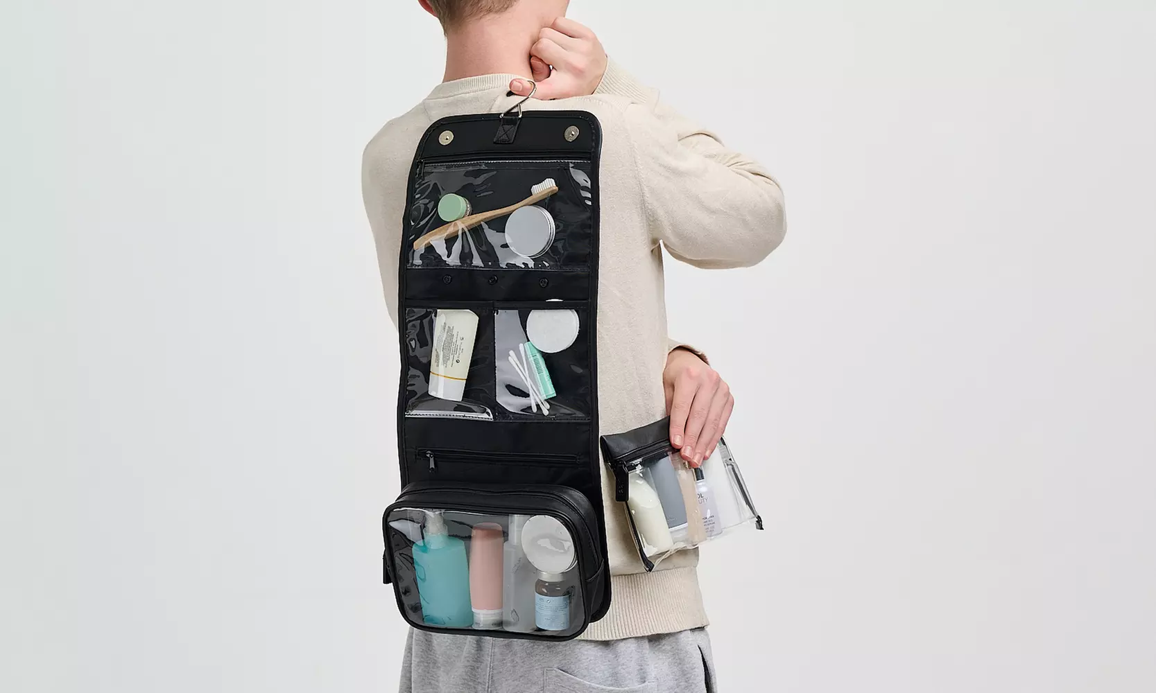 Victoria Green Hanging Wash Bag Travel Organisers