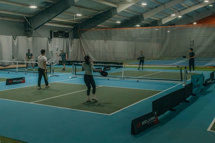 Group Lesson for 1 Adult - Toss and Spin - Chicago