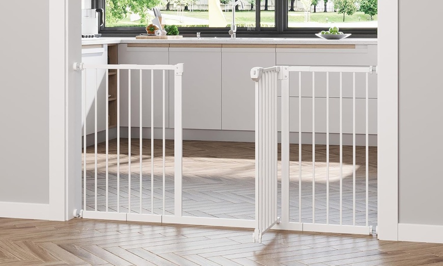 Image 18: PawHut Adjustable Pet Safety Gates for Secure Doorway & Stair Barriers