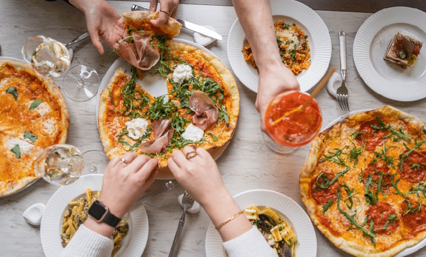 Image 1: Italienisches 2-Gänge-Menü mit Vorspeise oder Dessert nach Wahl