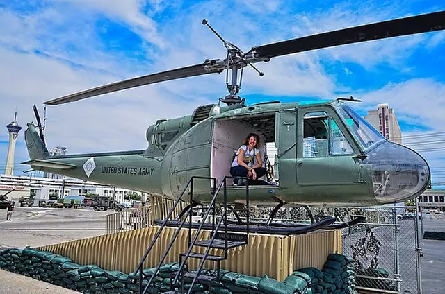 ✈ Viva Las Vegas: The Ultimate 4-Day with Air & Hotel