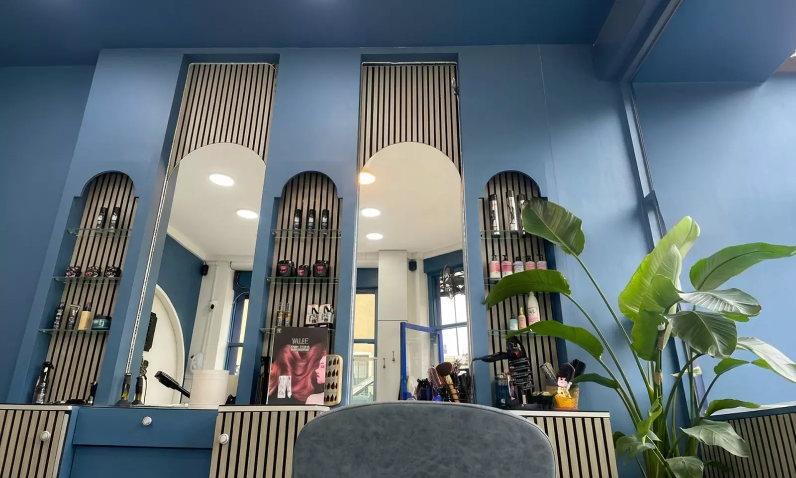 Fresh Look with One or Three Sessions of Wash, Cut and Blow Dry