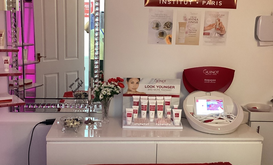 Image 2: Brazilian or Hollywood Bikini Wax, Underarm, or/and Half Leg Waxing