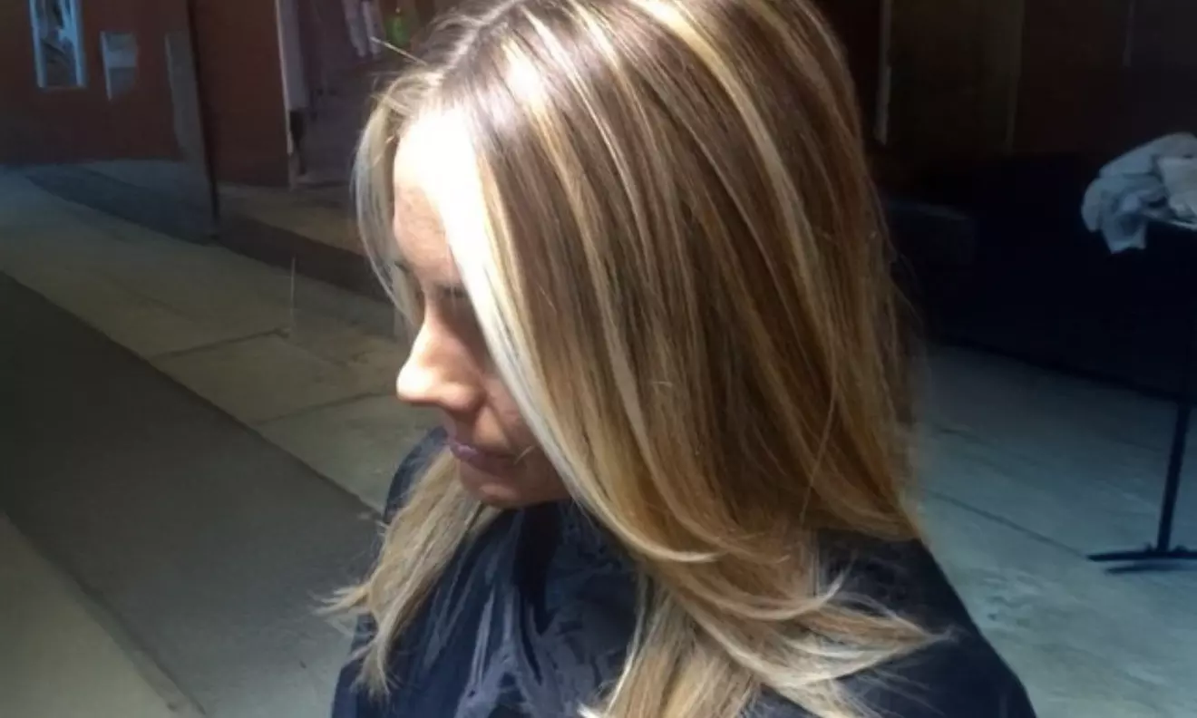 Transform Your Look with Haircut Conditioning and Highlights
