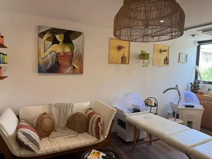 Massages corps et visage à l'institut Nourika à Marseille