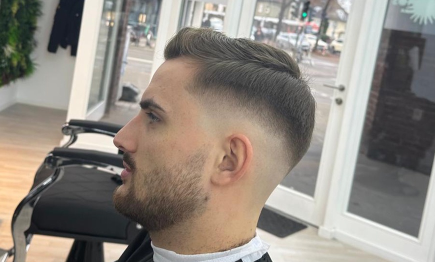 Image 12: Herren-Haarschnitt opt. inkl. Bart-Pflege für 1 Person