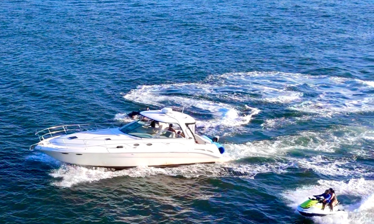 Private Yacht Charter in Fort Lauderdale – 2 to 5 Hours of Luxury