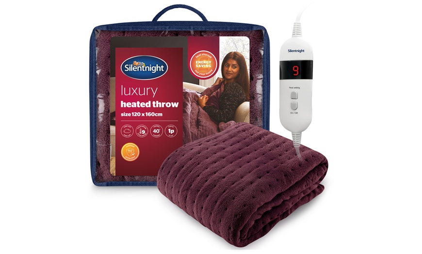 Image 3: Silentnight Luxury Heated Throw, Energy-Efficient Fleece Comfort