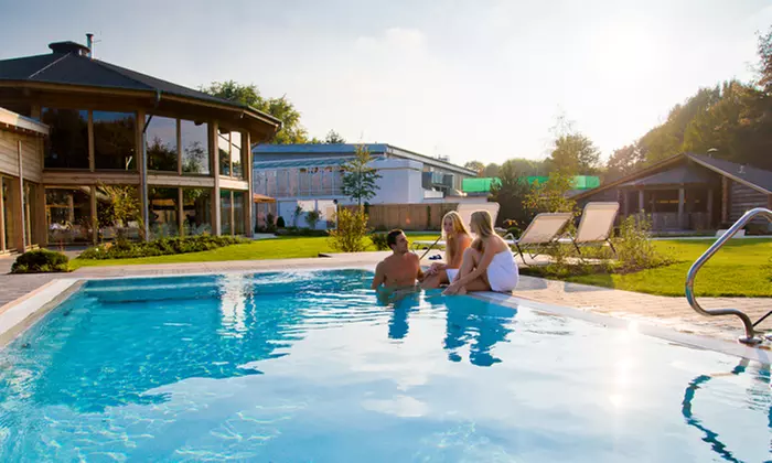 Tageskarte für 1 oder 2 Personen für alle Saunen des Finlantis und das Schwimmbad NetteBad (bis zu 18% sparen*) - Primary Image