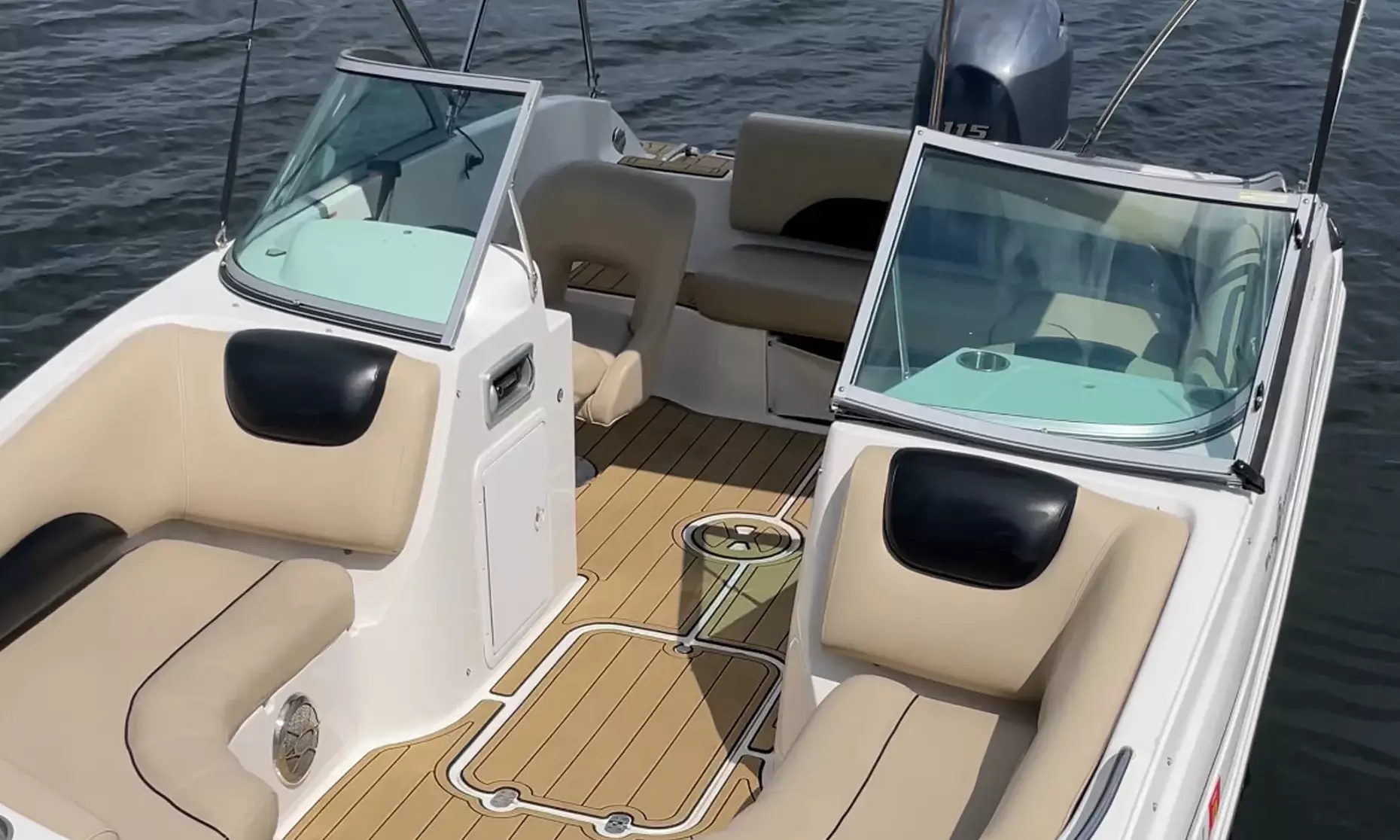 Ultimate Fun Awaits: 2, 4 or 6 Hour Boat Rental at Myrtil Marina 