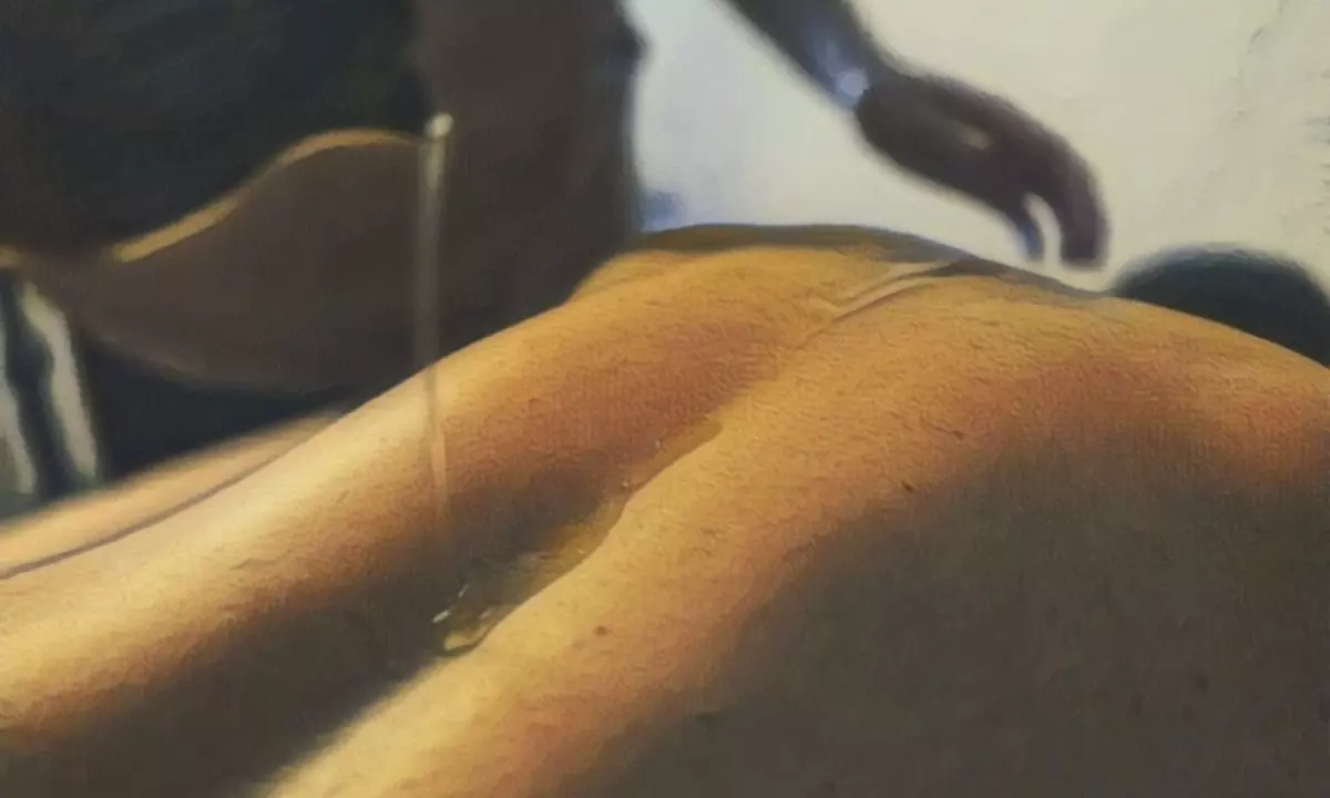 Profesjonalne masaże: tajski stóp, masaż kamieniami Upala i więcej