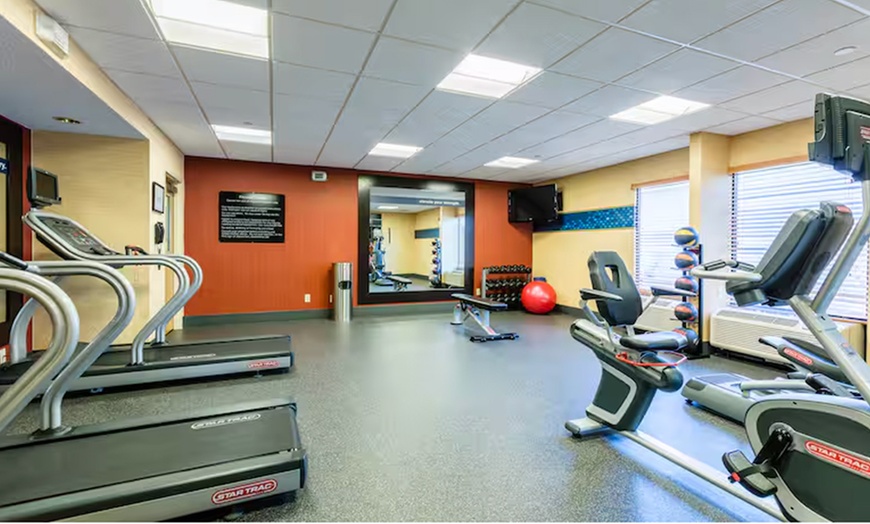 Image 9: Close to Shopping, Dining, & St. Charles Attractions