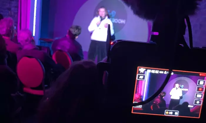 Spectacle avec boisson pour 1, 2 ou 3 personnes au 7-9 Comedy Room