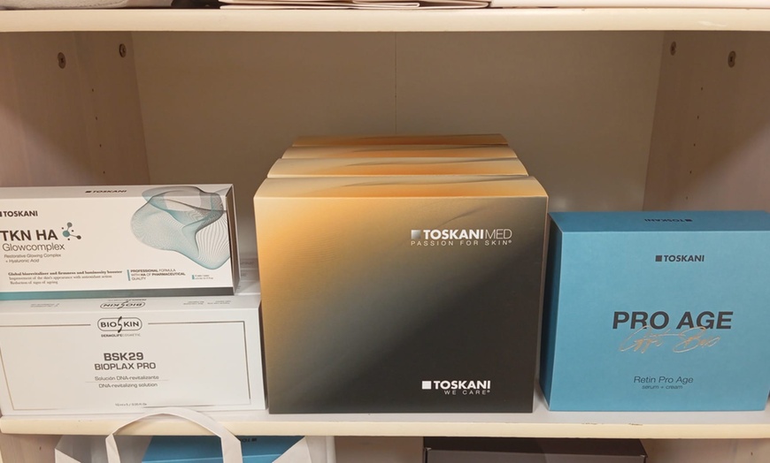 Image 12: 1, 2 o 4 sesiones de radiofrecuencia facial o corporal con masaje