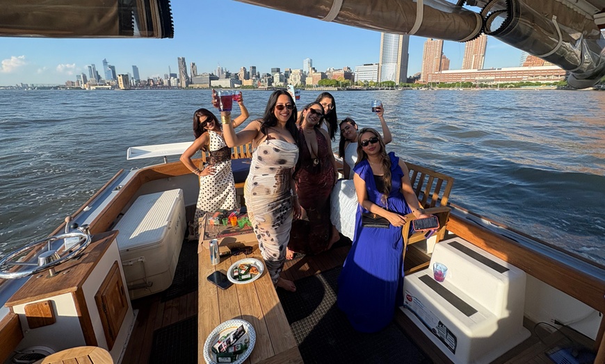 Image 8: Sunset Cruise with Iconic NYC Views