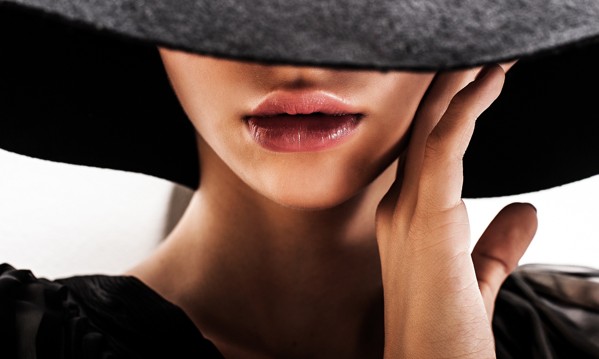 Lip Flip or 20–40 Units of Xeomin for a Smooth, Youthful Look 