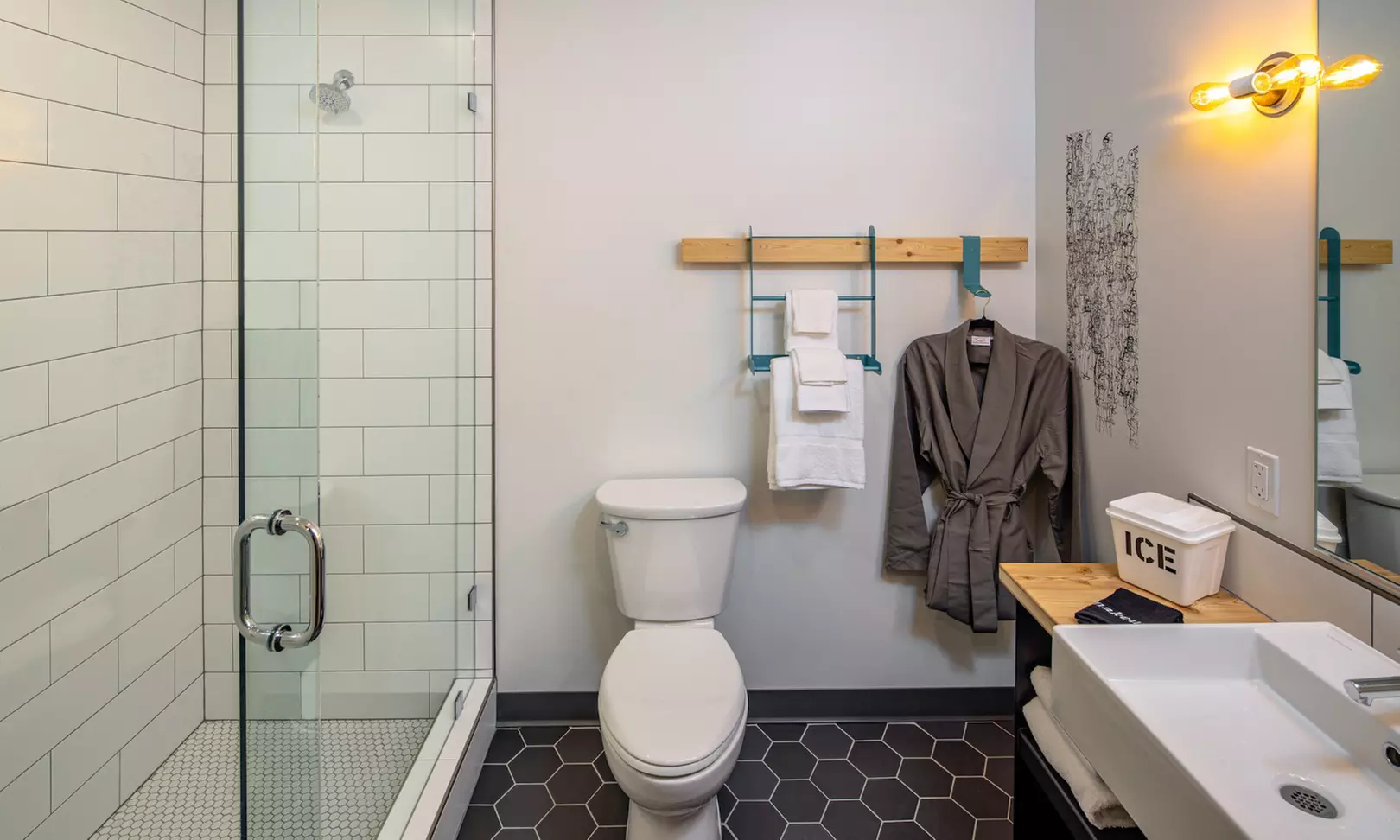 Cozy Basecamp in Downtown Missoula, Steps from Trails & Local Flavor