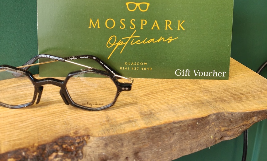 Image 3: Private Eye Test & 20% Off Frames or Contact Lens & Exam w/w/o Fitting