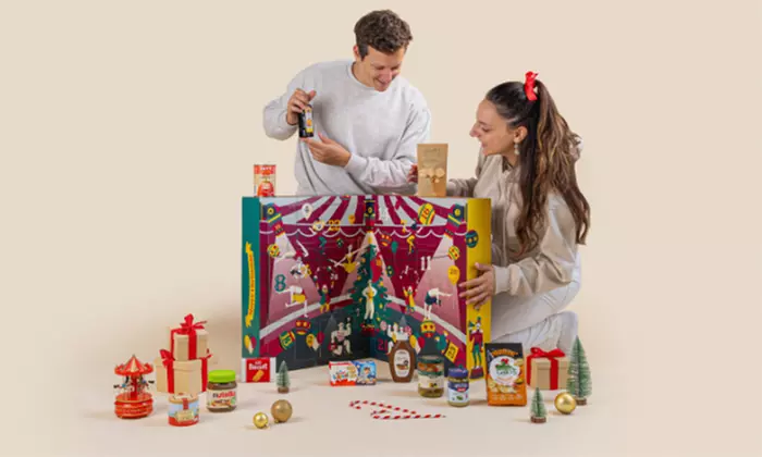 Découvrez la magie du Calendrier de l’Avent de Noël XXL Degusta Box 2025 ! - Primary Image