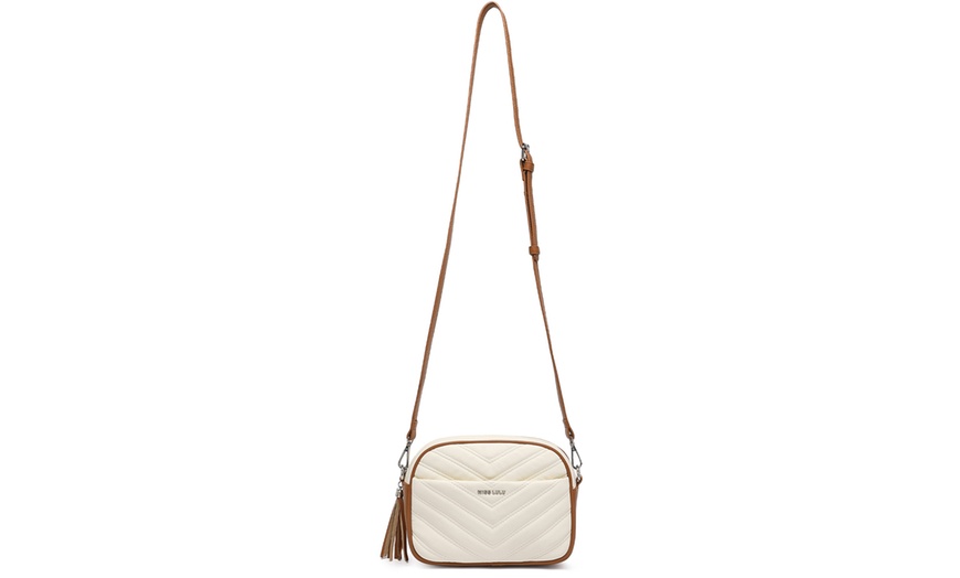 Image 7: Elegant Design Cross-Body Bag in Various Colours