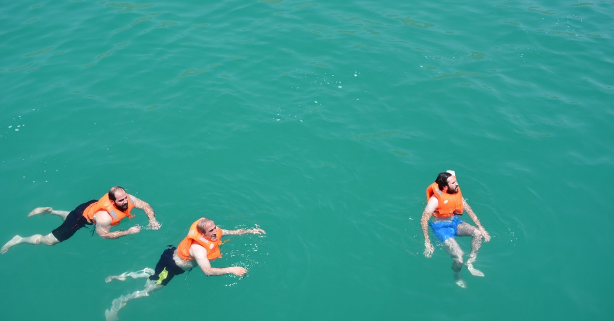 Oman Musandam Dhow Cruise: Water Sports & Buffet Lunch Oman Musandam Dhow Cruise: Water Sports & Buffet Lunch