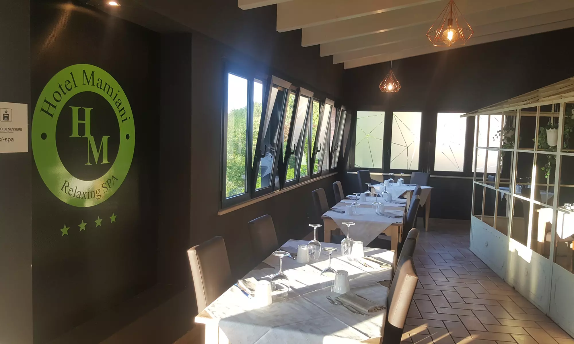 Urbino 4*: camera Comfort o Deluxe con mezza pensione e Spa