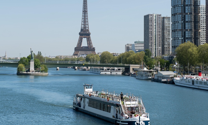 Image 8: Embarquez avec Bateau le Théo : Dîner Croisière Trattoria sur la Seine