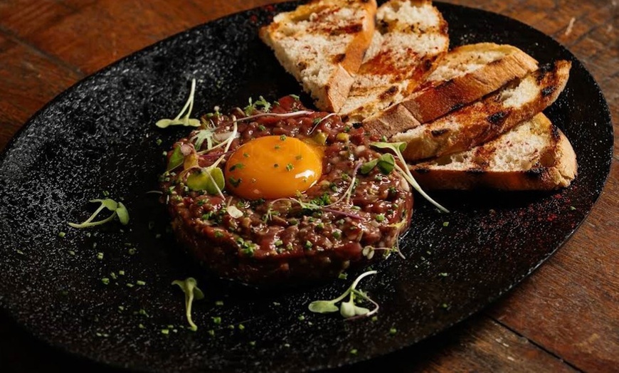 Image 4: Menú CalaBlava con entrantes, principales o arroz, postres y bebidas