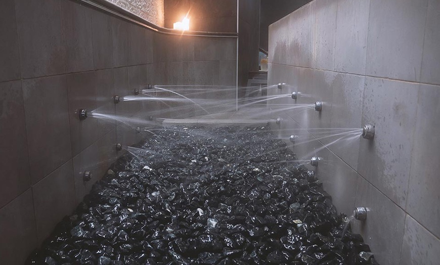 Image 4: Experiencia de lujo para 2 en el circuito spa del Granada Palace