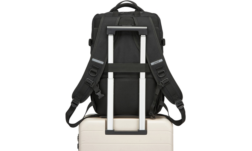 Image 12: Mochila de viaje con compartimento para portátil y puerto de carga