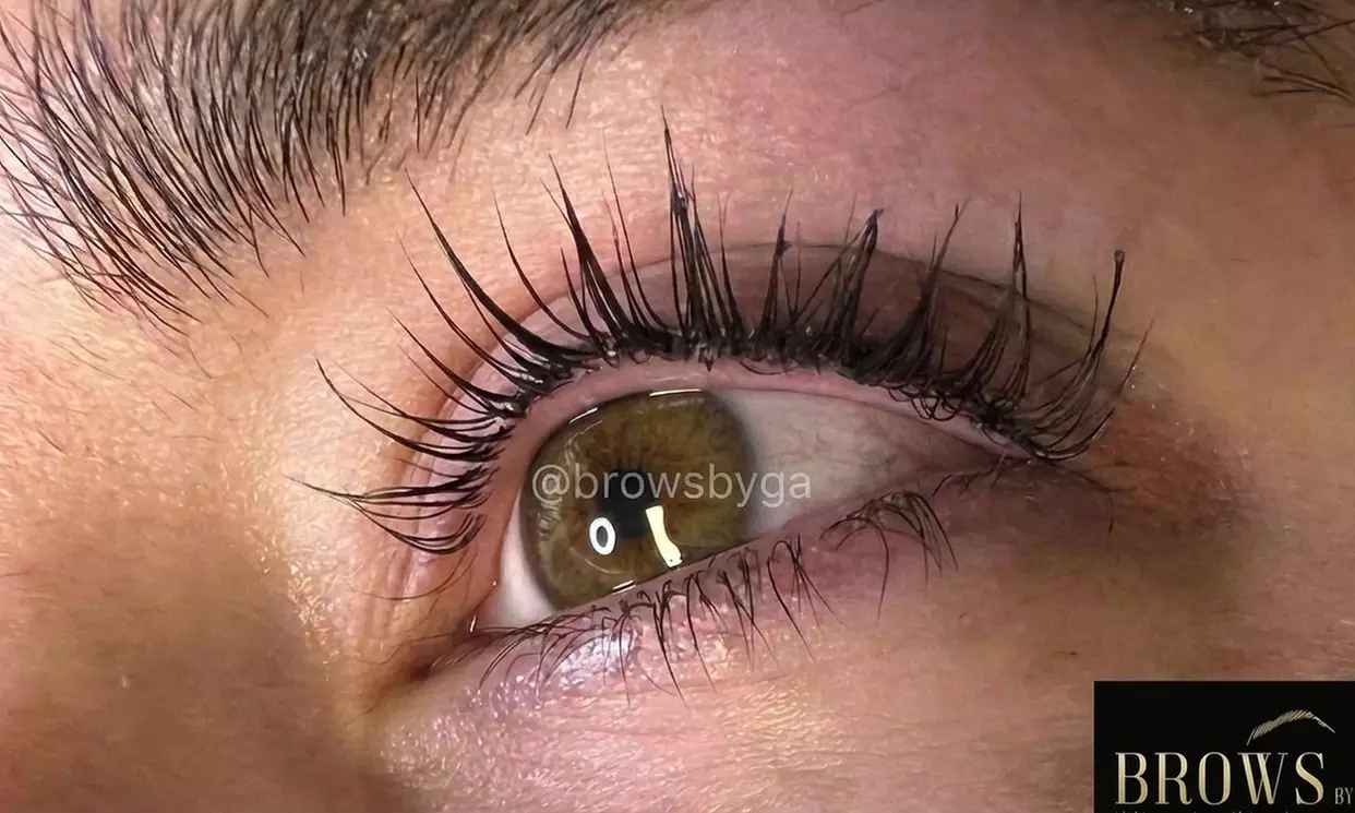 One Eyelash Lift and Tint Treatments for Curl and Definition