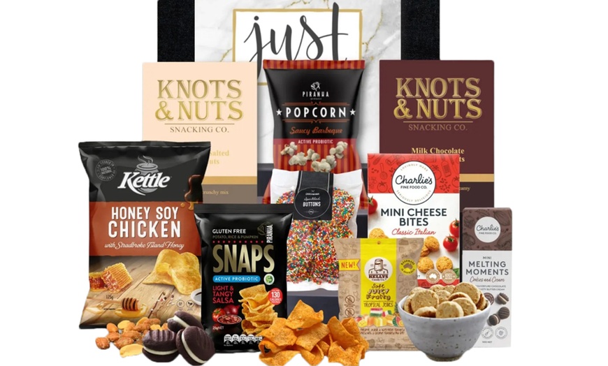 Image 2: Hampers Galore Wine Hamper, Men's Grooming Gift Hamper, and More
