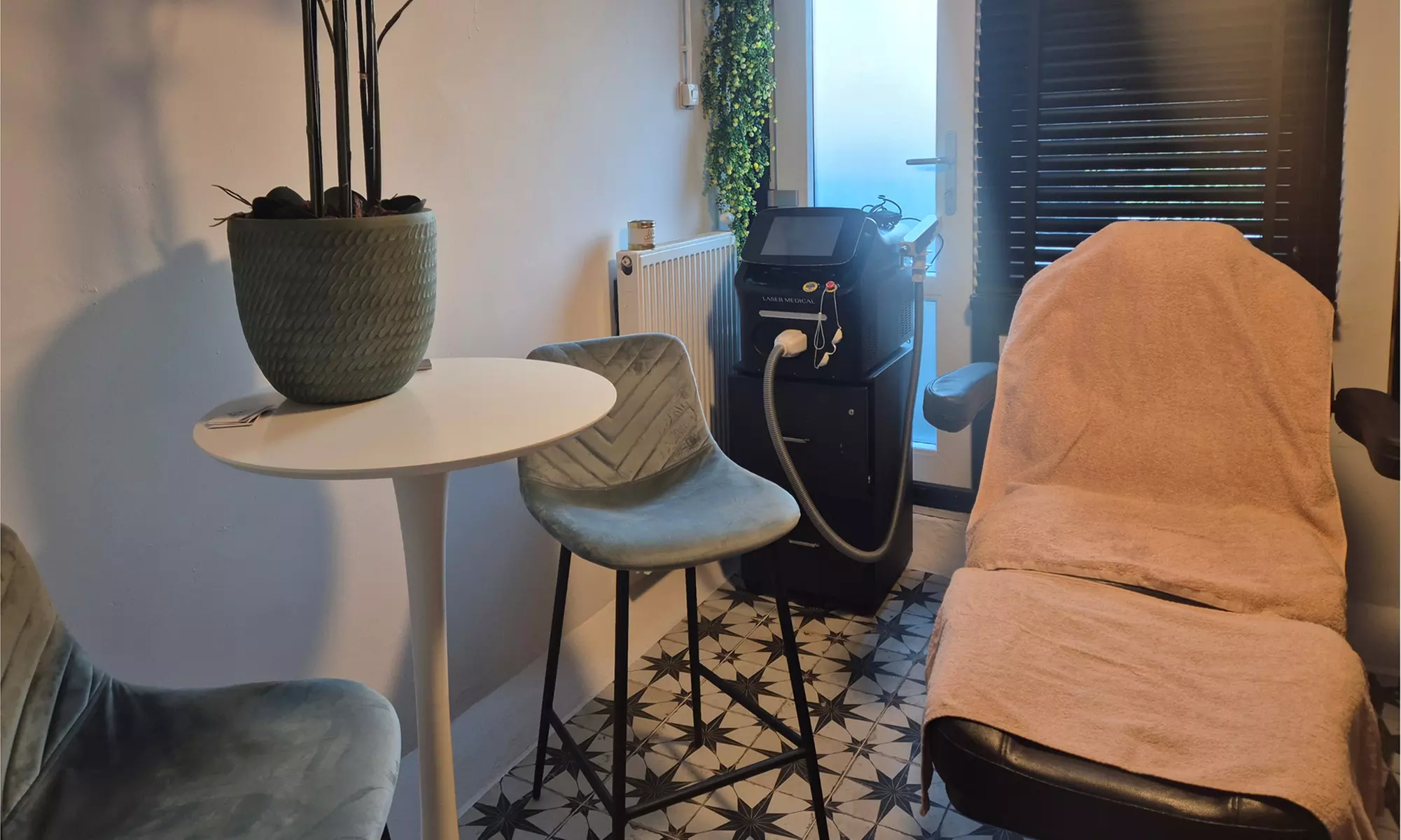 Tanden bleken bij House of Maus Rotterdam 5 x 15 minuten