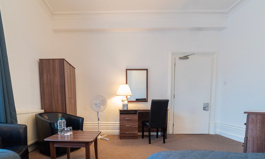 Image 20: 4* Derbyshire: Standard Double or Twin Room Stay with Breakfast & More