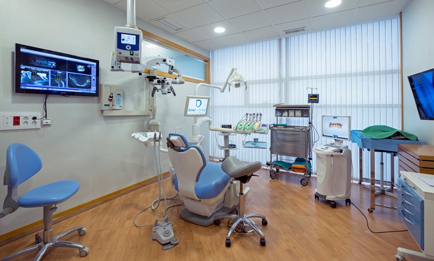 Image 2: Tratamiento de ortodoncia con brackets 