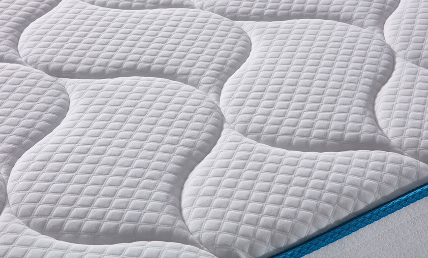 Image 4: Matelas Métropole à mémoire de forme et ressorts ensachés