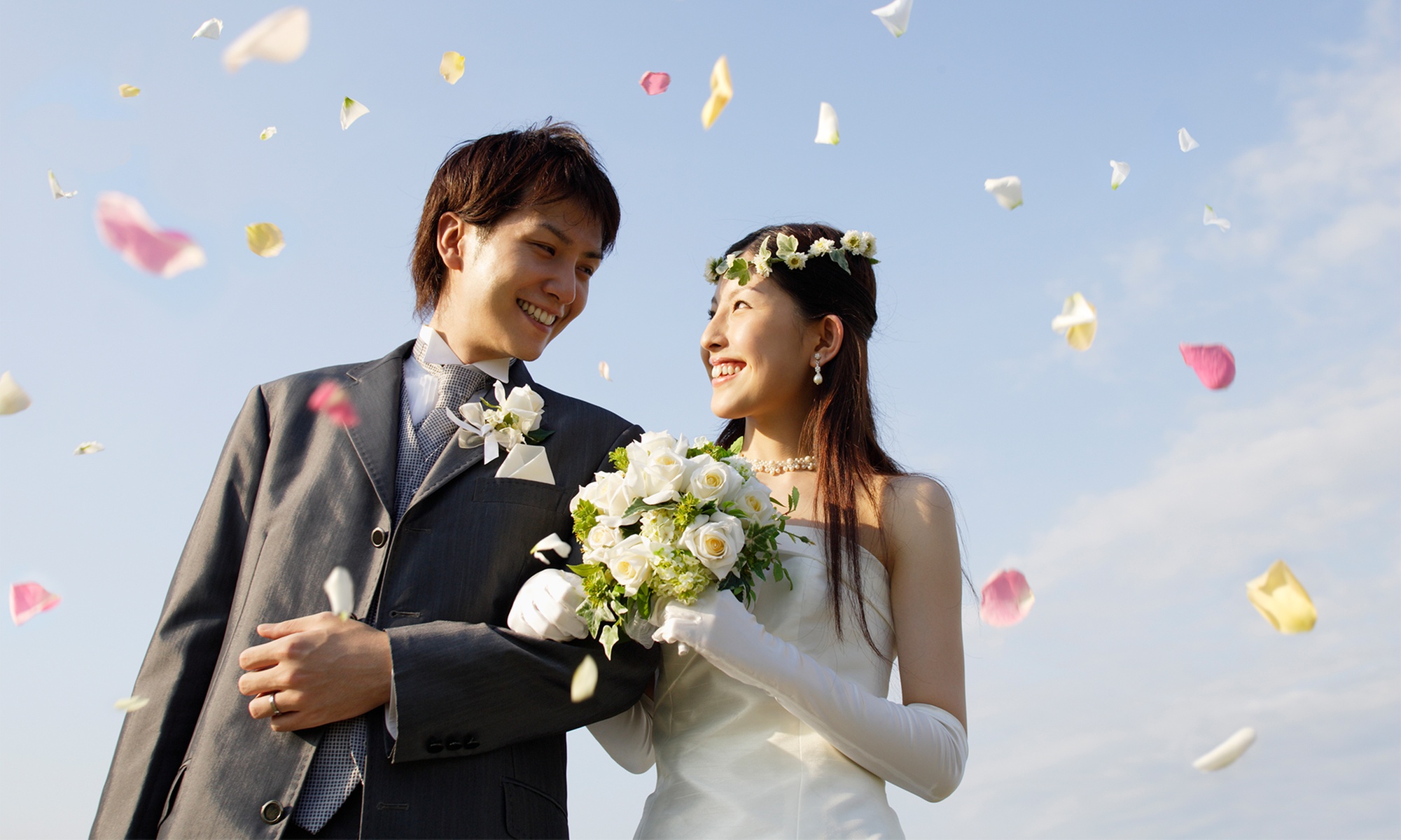 Capture Your Wedding: 4 or 6 Hours of Photography with Gallery Access