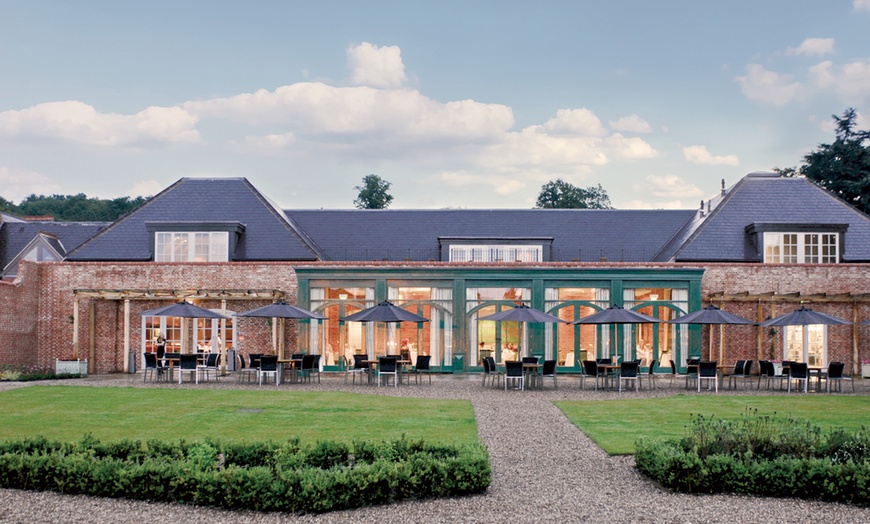 Image 9: Warwickshire: 4* Double Room with Breakfast and Spa for 2