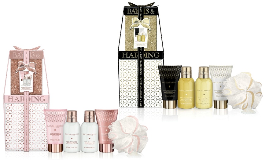 Image 1: Baylis and Harding Gift Set