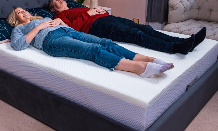 Image 3: DS Living PureDream Memory Foam Mattress in Multiple Depths and Sizes 