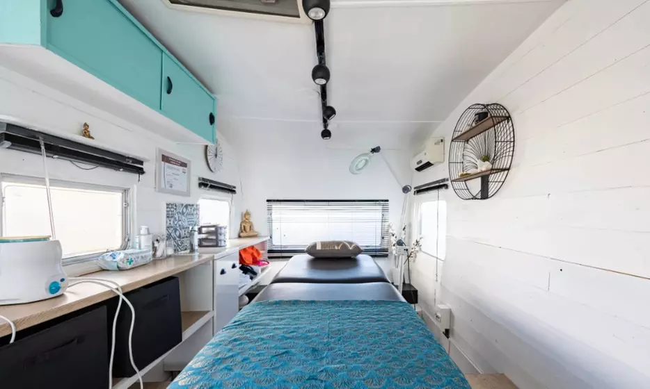 Soin visage peau sèche ou grasse avec beauté des pieds en option