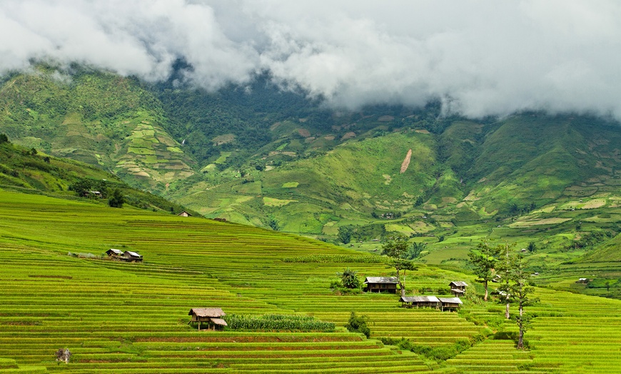 Image 13: ✈ Vietnam: 10-Night Halong Bay,Hoi An &Ho Chi Minh City Tour w/Flights