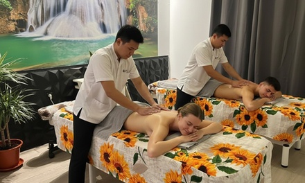 30 minutos: masaje oriental de Filipinas en pareja con copa de cava y bombones - Well Touch Masajes