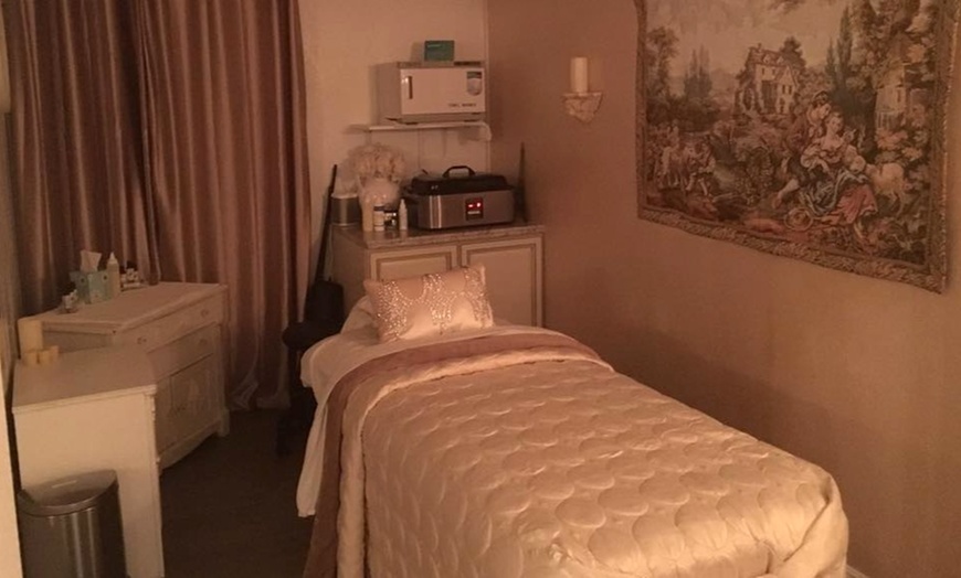 Image 4: Massage & Spa Packages with Enhancements