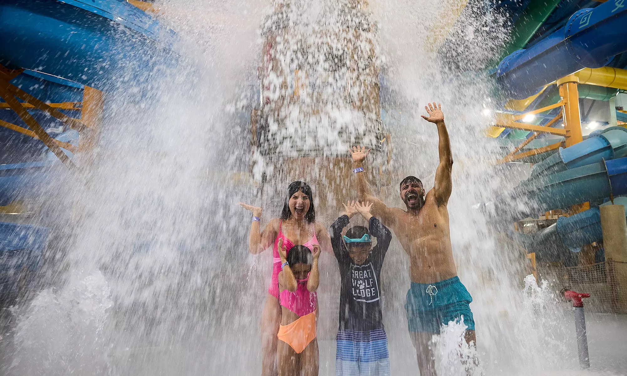 Great Wolf Lodge Perryville Hotel with Indoor Water Park & Wristbands