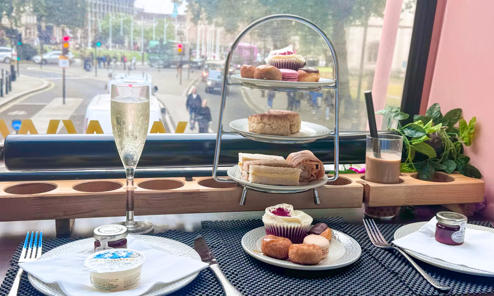 Tea on a London Bus: Lower Deck Taylor-Swift-Inspired Adventure Awaits