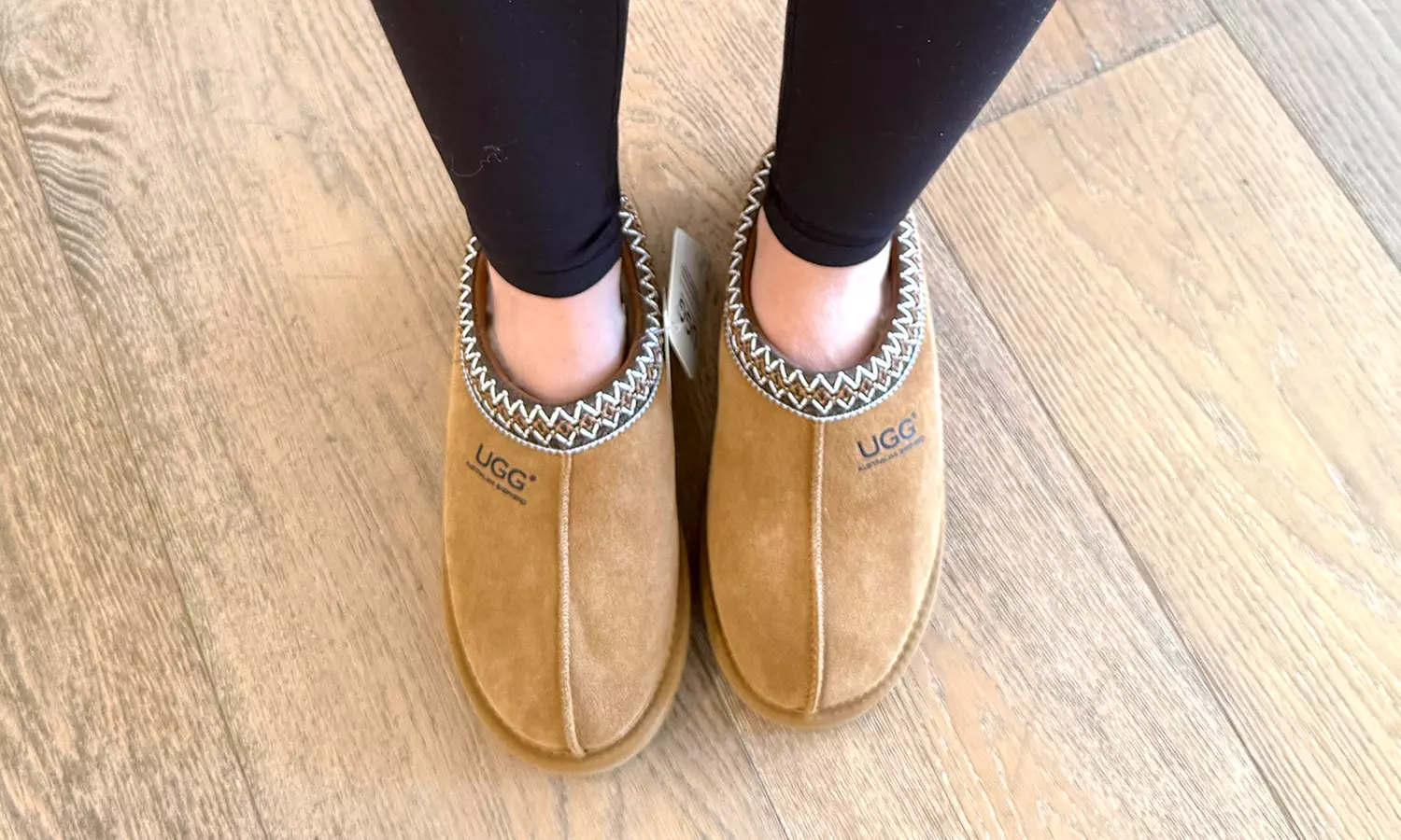 Uggs Ankle Tazzy Slippers Hippie